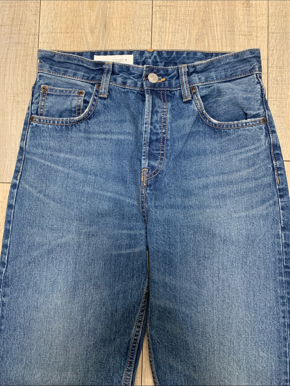 Zara Classic Blue Denim Jeans with contrast Gold Stitching - Picture 2 of 8